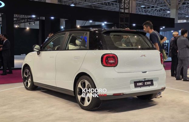 هاچبک برقی کی ام سی E30X در نمایشگاه تحول صنعت خودرو ۱۴۰۳ + فیلم و عکس