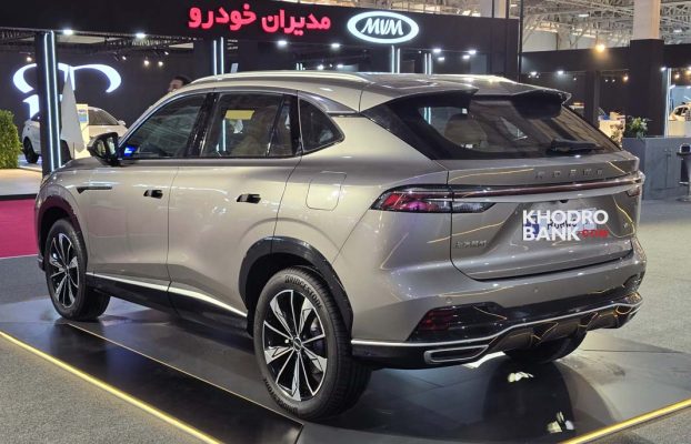 معرفی رووی eRX5، کراس اوور هیبریدی جدید پارس خودرو در نمایشگاه تحول صنعت خودرو ۱۴۰۳ + عکس