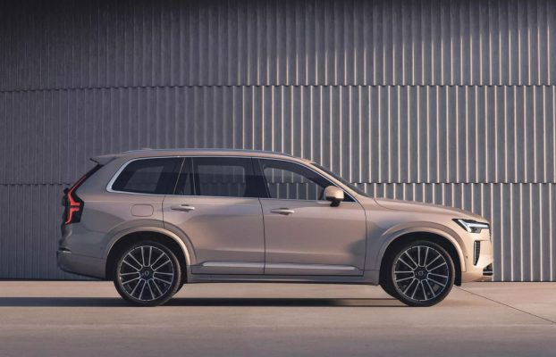 دومین فیس‌لیفت ولوو XC90 معرفی شد، اضافه شدن صفحه نمایش بزرگتر و ۱+۲ جالیوانی!